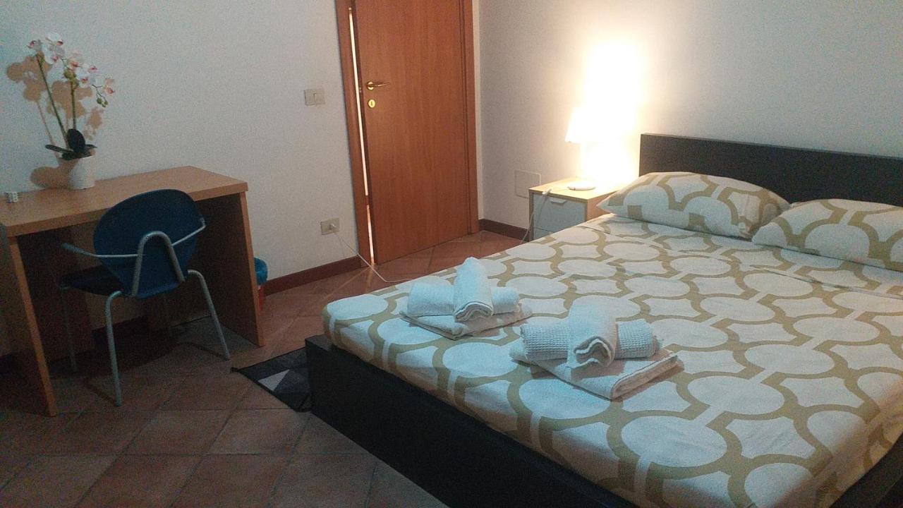 Hotel Centro Roma Metro Rebibbia Zewnętrze zdjęcie