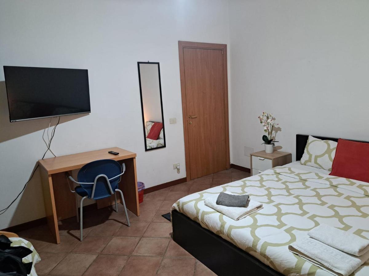 Hotel Centro Roma Metro Rebibbia Zewnętrze zdjęcie
